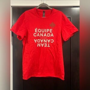 Lululemon Size Large Men's Team Canada Fundamental Cotton Short Sleeve Tee